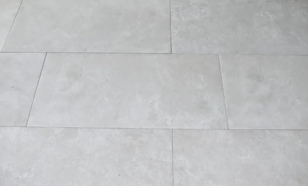 2-scaled PORCELANATO ILVA 60X120 LIMESTONE OFFWHITE – Soles Ilusiones