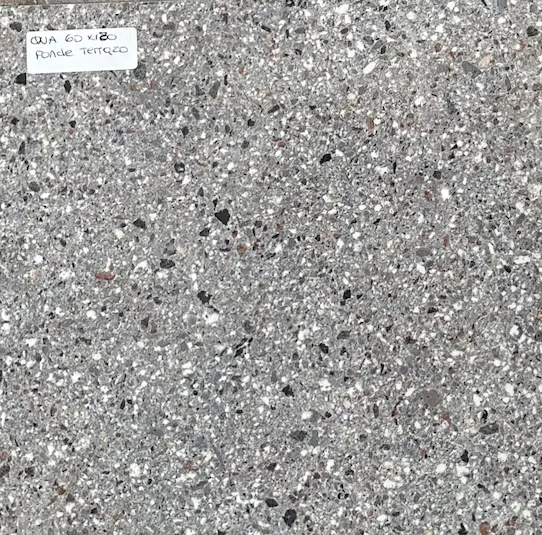 6b7948c8-3323-4be0-b6ef-3350f0d29c57 (1) PORCELANATO QUA 60X120 FONDE TERRAZZO PULIDO